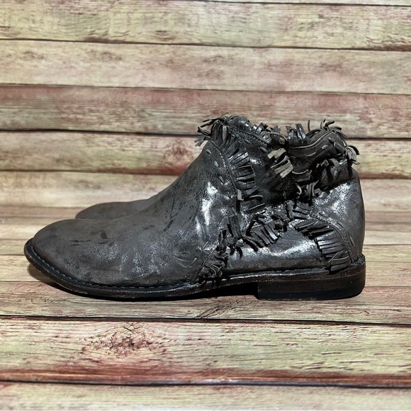 Ducanero Leather Ankle Boots - Picture 1 of 9
